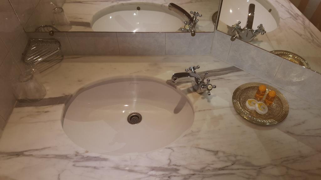 Rania Belmadina Hotel Casablanca Exteriér fotografie